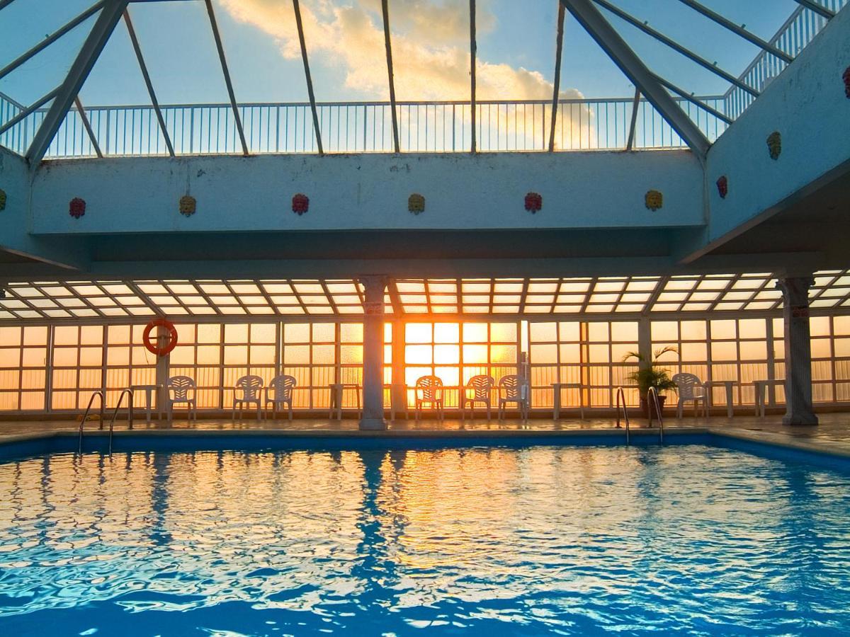 Magic Cristal Park Hotell Benidorm Exteriör bild